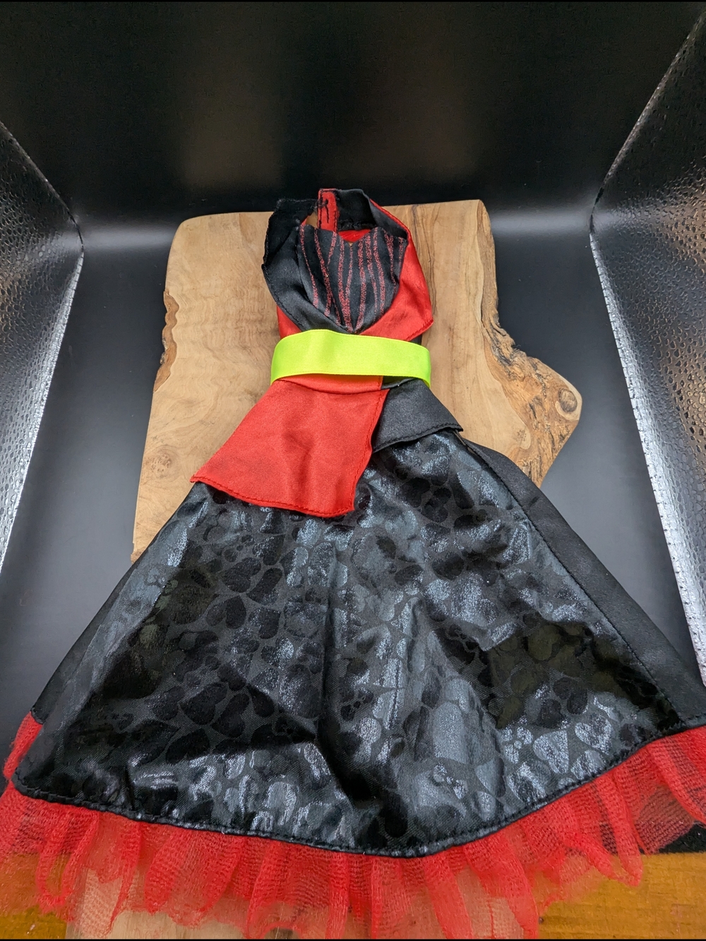 Monster High Voltageous Gore Geous Ghoul Outfit Black Red and Neon Green Dress
